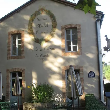 Apartman Les Albizias 5 *
